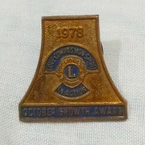 Collectible 1978 Lions Club Growth Award Pin/Badge