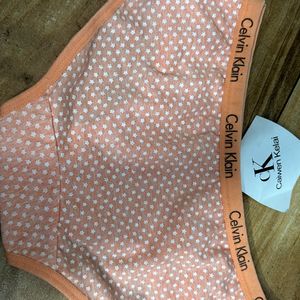 2 Panties @100