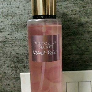 Velvet Petals Victoria's Secret Mist