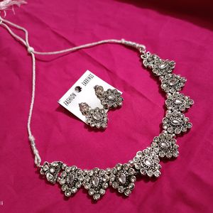 Trendy Silver Necklace