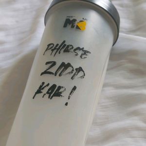 Muscleblaze Sipper Bottle