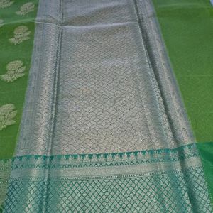 VANARSI touch pure cotton saree 💚