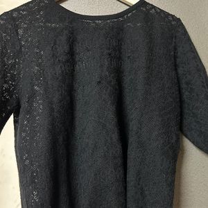 new black sweatshirt &crop top only 250