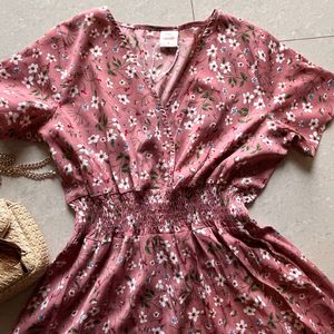 Urbanic Elegant Dusty Pink Floral Print Dress