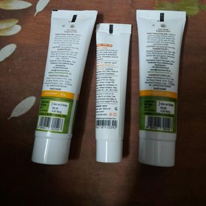 Mamaearth Ubtan Facemask And Plum Sunscreen