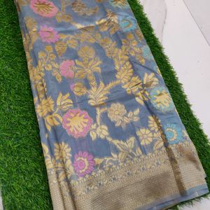 Beautiful Art Silk Colourful Flowers Saree