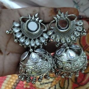 silver jhumka