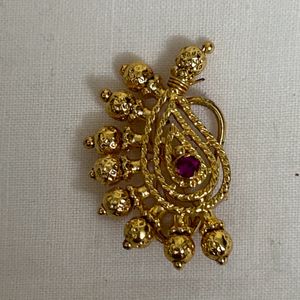 Traditional Maharashtraian nose Pins C