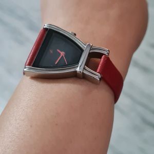 Fastrack Wrist Watch With Red Strap