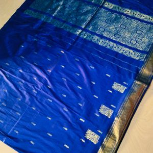 Blue colour pure Kanchi pattu saree