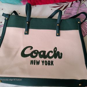 COACH HANDBAG