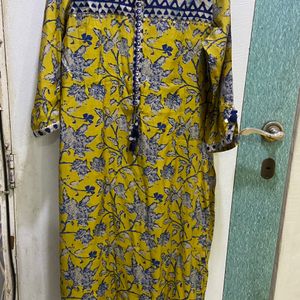 Printed blue and yellow kurti