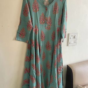 Anarkali Kurta And Jagging