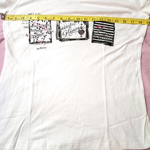 2 Large And 1 M Sized Tshirt In Cotton Hoisery