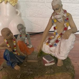 Krishna And Sandeepani Idol