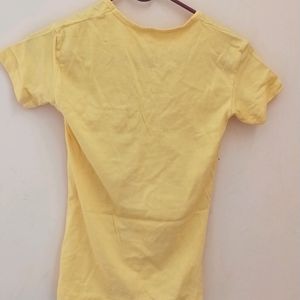 Girls T-shirt