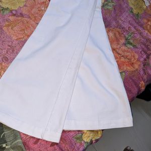 Bell bottom White Jean (NEW)