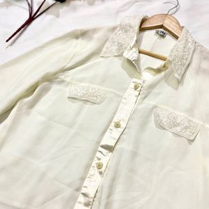 Ebroidered Collar Shirt🤍