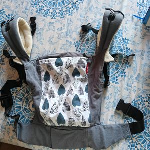 Price Drop.... Luvlap Baby Carrier