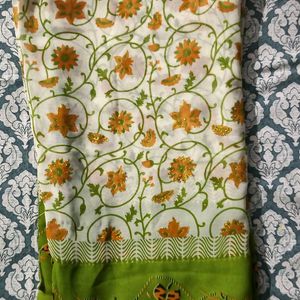 Women Green Saree