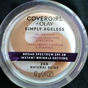 COVERGIRL+OLAY simple Ageless Foundation