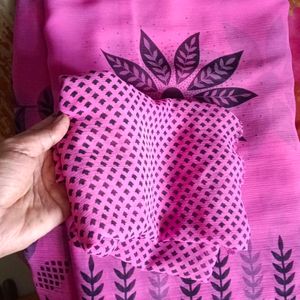 Pink Saree With Unstitched Blouse Piece