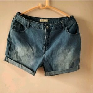 Max Denim Shorts