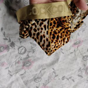 Rare Animal Print With Separate Pouch