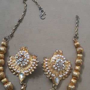 Necklace Set