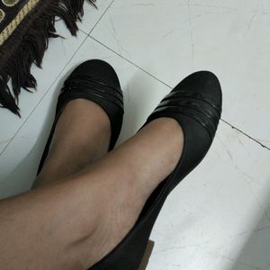 Black Jutti For Women Or Girls