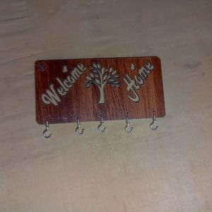 AHMADUN BRAND NEW Key Holder in Wood