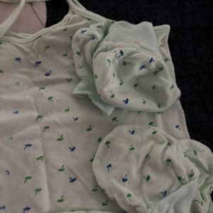 New Baby Clothes Full Pair