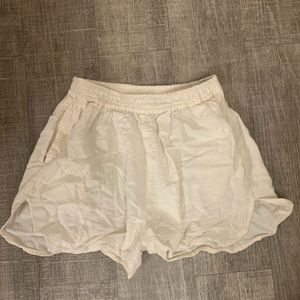 white linen shorts