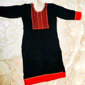 Black Kurti