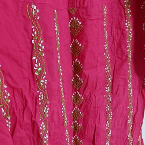 Hand Embroidered Chikan Kurti