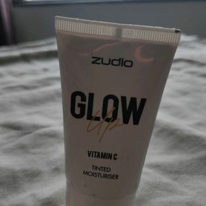 Zudio glow Up Tinted moisturizer.