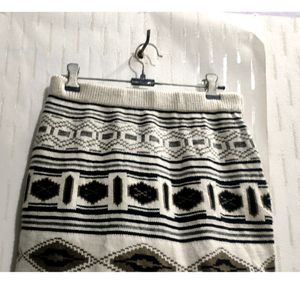 Woolen Skirt For women's