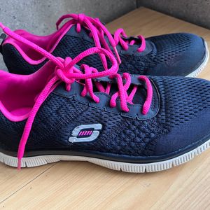 Skechers WOMAN SPORT SHOES -  78% Off