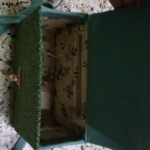 Green Grass Seling Box Bag