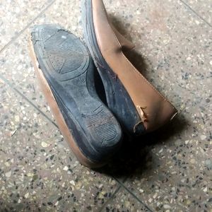 Khadims Old Worn Out Shoes For Freeup