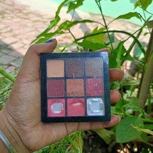 Swiss Beauty Unlimite Shadow Palette