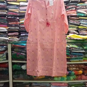 Pink Aavasa Kurti