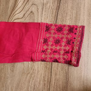 RED KURTI