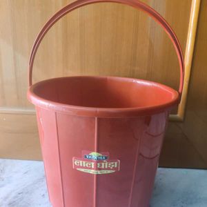 Red Lal Ghoda Bucket