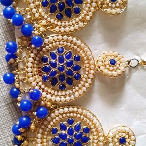 Navy Blue Women Earring And Maang Tikka Set