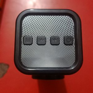 Yoroto Speaker Good Sound New Not Used