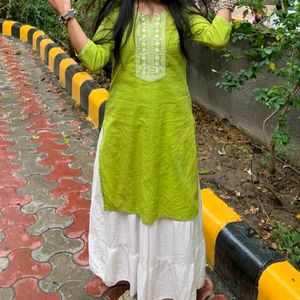 Floral Embroidered Straight Kurta With Skirt