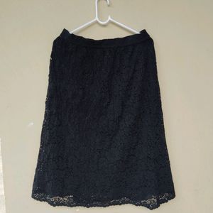 UNIQLO Lace Skirt