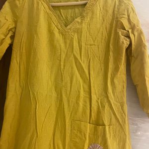 Ajio XS Size Yellow Textured Kurta With Embroidery