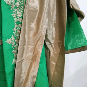 Designer Kurti With Chudidar